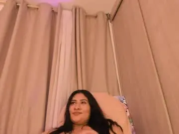Chaturbate Live Porn of elyross_