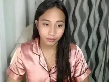 Chaturbate Live Sex of sweetiie_caren