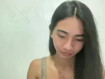 Chaturbate Live Sex Cam of yourgirlsweet_kishia