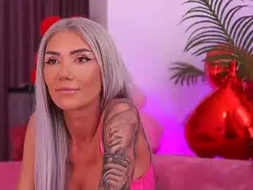 Chaturbate Adult Video Chat of therealfallingangel