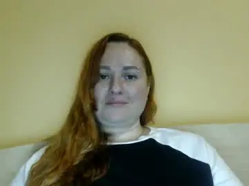 Chaturbate Live Sex Cam of zara_red