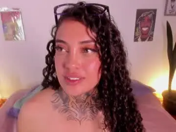 Chaturbate Watch Live Sex Cams of cata_greenn