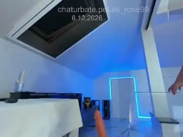 Chaturbate Best live sex cam show of petals_rose99