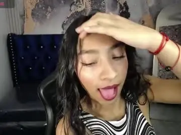 Chaturbate Live Porn of adarasuri_v