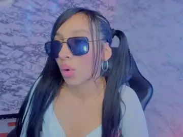 Chaturbate Sex Chat of adarasuri_v