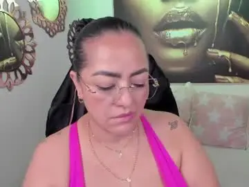 Chaturbate Watch Live Sex Cams of marianalopez81