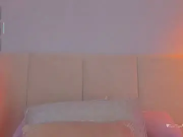 Chaturbate Adult Video Chat of april_ebony18_