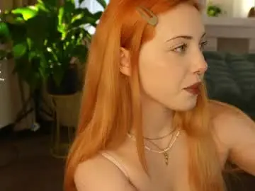 Chaturbate Nude Webcam of mazymayes