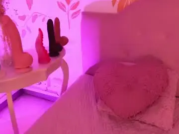 Chaturbate Live Sex Cam of misselektra__