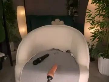 Chaturbate Live Porn of mila_sapphire