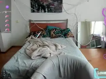 Chaturbate Watch Live Sex Cams of lilyviolet7