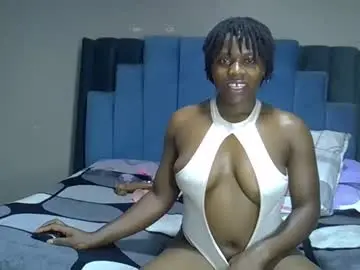Chaturbate Watch Live Sex Cams of melanin_moon