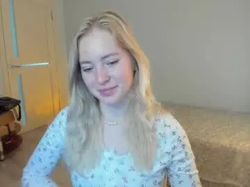 Chaturbate Watch Live Sex Cams of e___lisa
