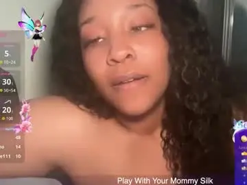 Chaturbate Live Sex Cam of yourmommysilk