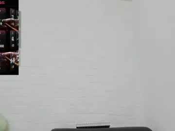 Chaturbate Free Live Porn of melannie_roses