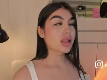 Chaturbate Best live sex cam show of emily_kenner