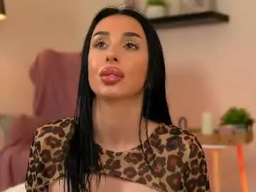 Chaturbate Free Live Porn of kairaandrews