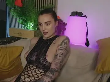 Chaturbate Sex Chat of ema_reese