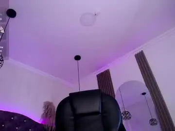 Chaturbate Live Sex of amara_davis1