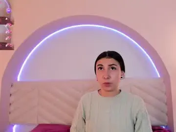 Chaturbate Nude Webcam of isabella_crofts