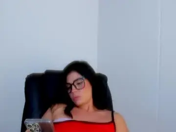 Chaturbate Free Porn Cam of dominique_21x