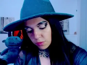 Chaturbate Sex Chat of lannie_gonzales