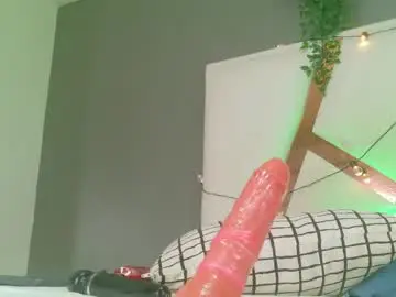 Chaturbate Live Sex Cam of meganlovee__