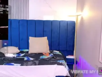 Chaturbate Watch Live Sex Cams of dakota_flame_cr