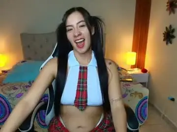 Chaturbate Best live sex cam show of emiily_skinny