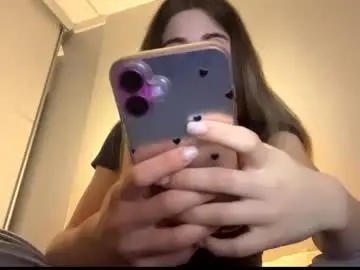 Chaturbate Free Porn Cam of lovelysilk_63
