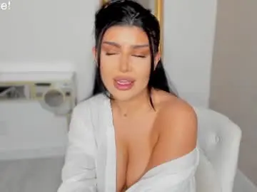 Chaturbate Free Porn Cam of moniqueeass