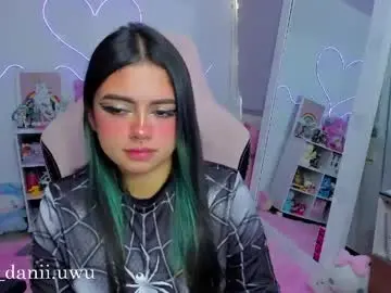 Chaturbate Live Sex Cam of cute_dani__
