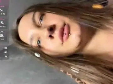 Chaturbate Watch Live Sex Cams of superbdolls