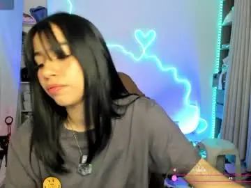 Chaturbate Free Porn Cam of sol_lunaa23