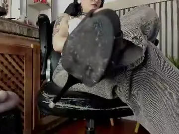 Chaturbate Free Live Porn of madame_ibby