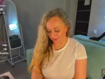 Chaturbate Watch Live Sex Cams of sky_kuper