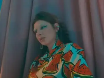 Chaturbate Adult Video Chat of viviendarkbloom