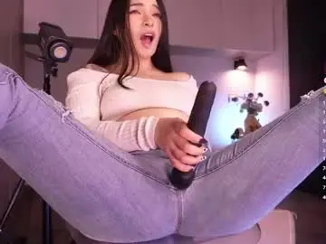 Chaturbate Live Porn of lau__1
