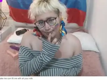 Chaturbate Free Porn Cam of echypyon_tk