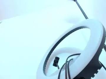 Chaturbate Live Porn of ella_harper
