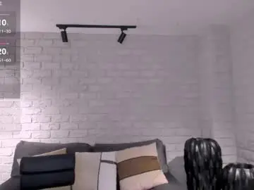 Chaturbate Nude Webcam of bellathompsonx_