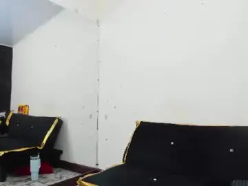 Chaturbate Watch Live Sex Cams of lynn_and_esteban
