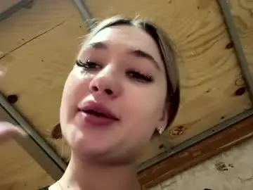 Chaturbate Watch Live Sex Cams of arlettaeavey