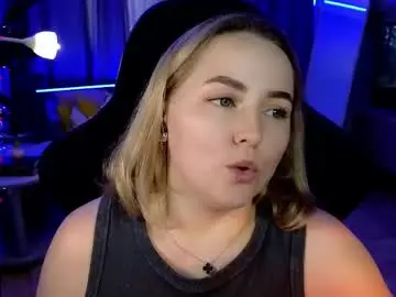 Chaturbate Live Sex Cam of mira_mermayd
