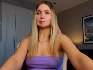 Chaturbate Live Sex Cam of brightrays__