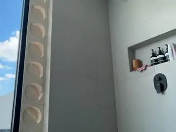 Chaturbate Live Sex Cam of luvlivvyy