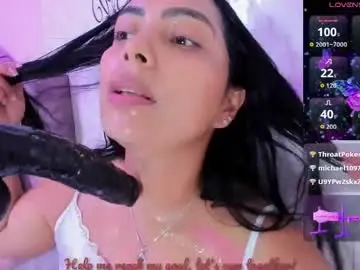 Chaturbate Live Sex Cam of evelinn_belen