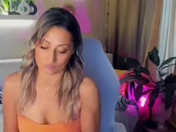 Chaturbate Watch Live Sex Cams of sarahholly
