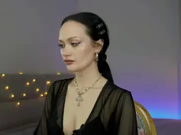 Chaturbate Best live sex cam show of queenaliss