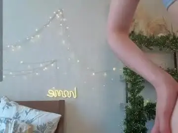 Chaturbate Live Sex Cam of minnietammy